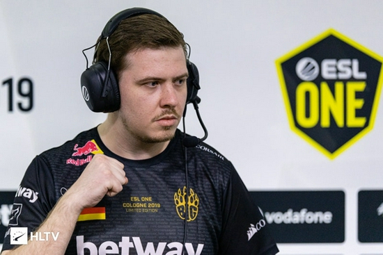 索尼PS5因关税上涨全球多地价格超过十成